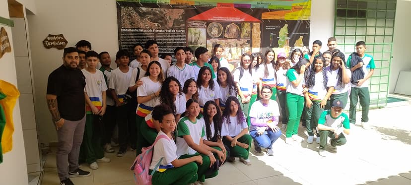 estudantes-conhecem-a-floresta-fossil-e-aprendem-sobre-preservacao-no-centro-de-educacao-ambiental