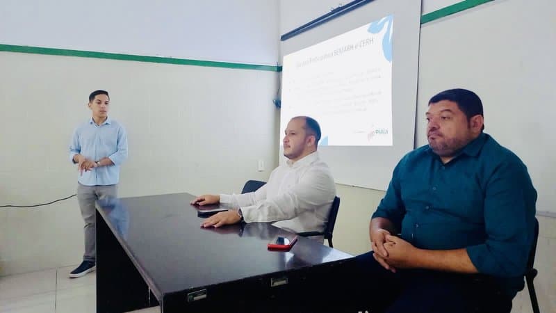 Os diretores Igor Klaus e Daniel Marçal