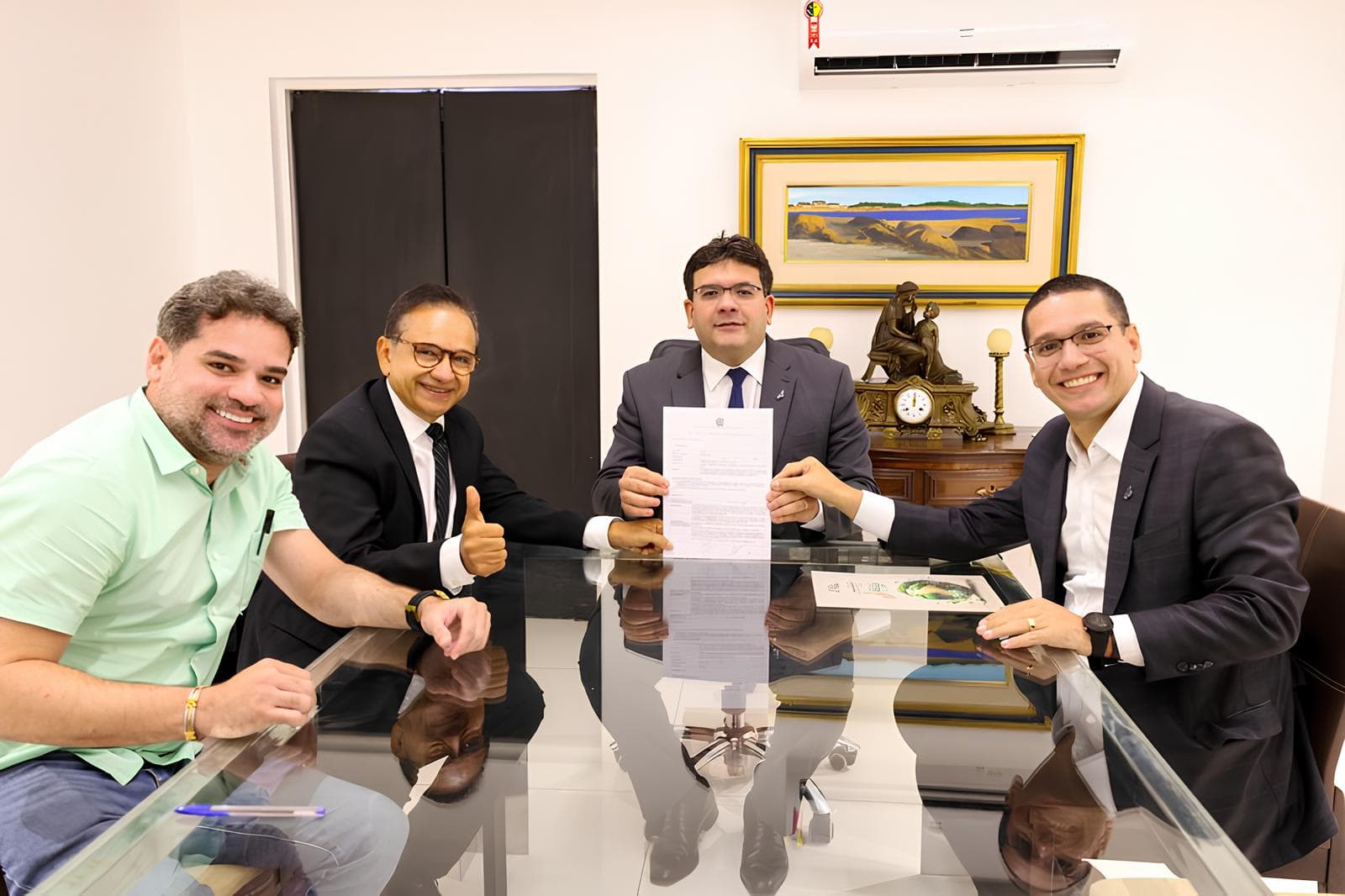 Ordem de serviço assinada.