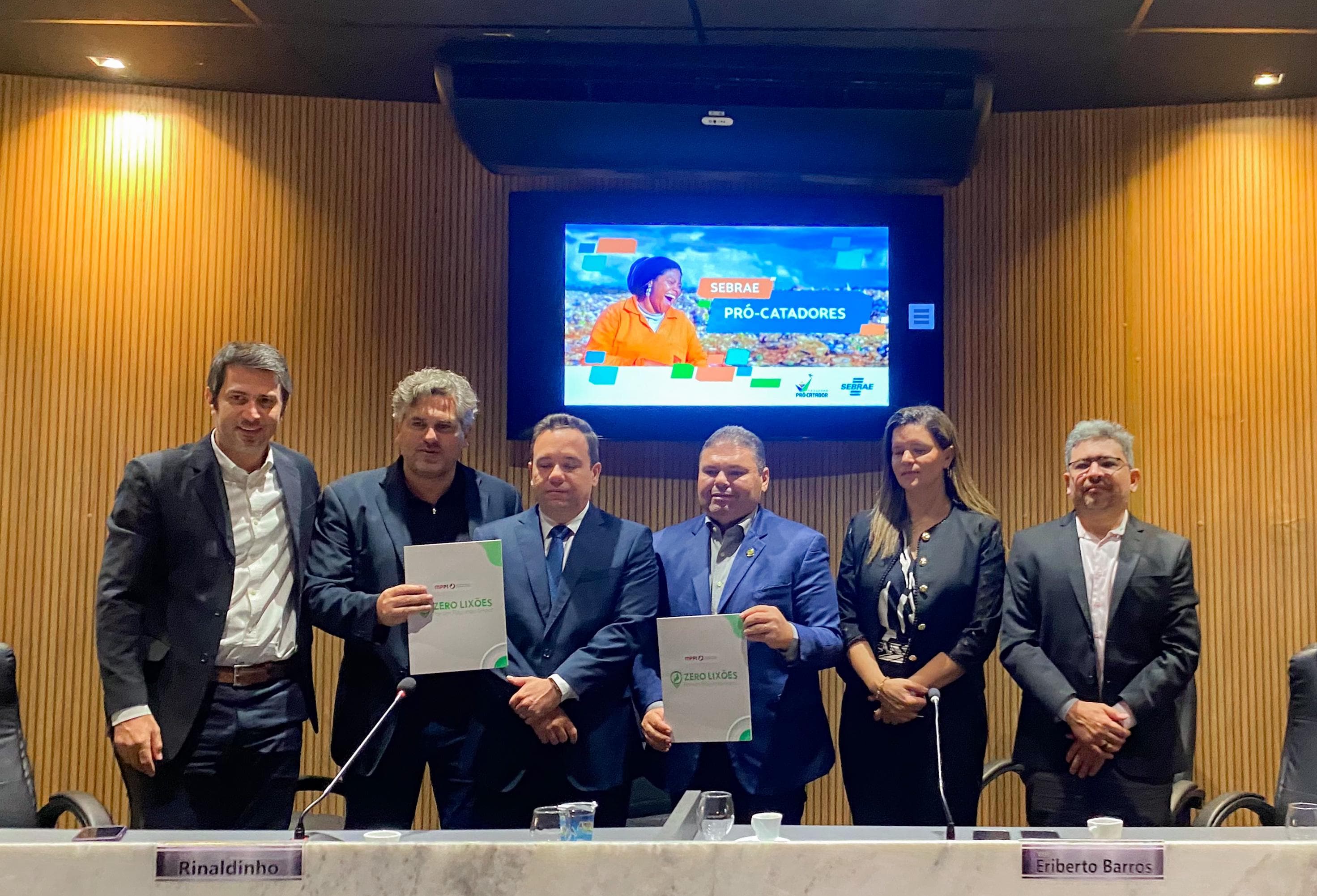 A SEMARH tem atuado na assessoria técnica, jurídica e ambiental aos gestores municipais.